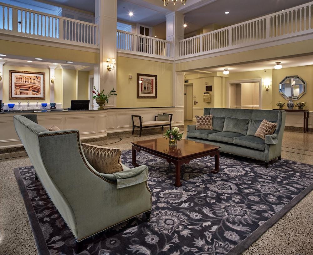 Hotel 24 South