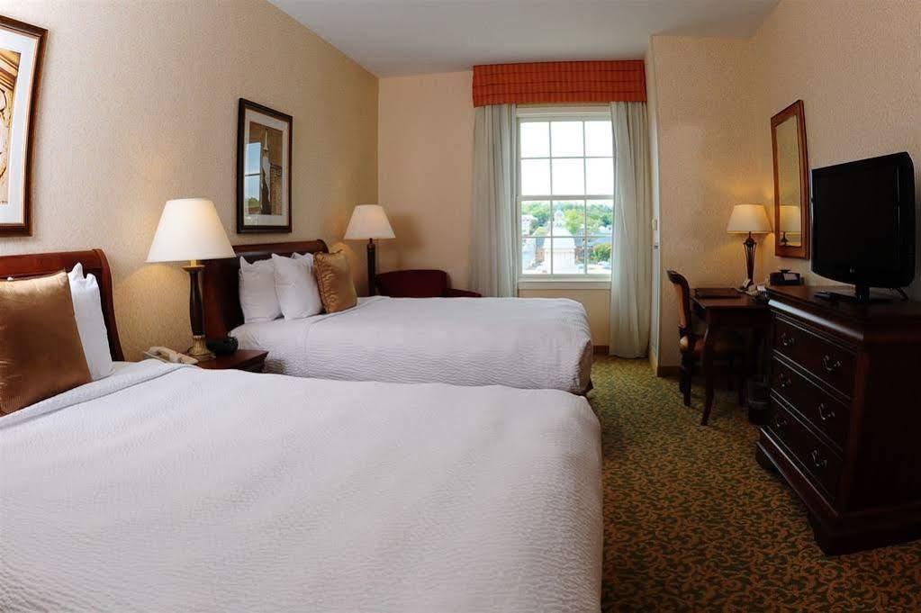Hotel 24 South